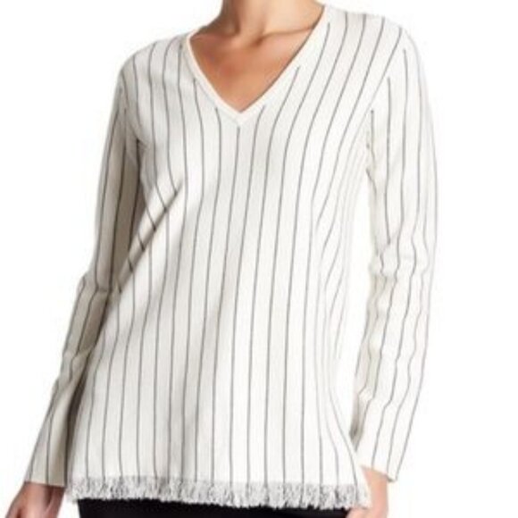 Womens Theory Hayden White Black Striped V-Neck Fringed Knit Pullover Sweater M* - Picture 1 of 12